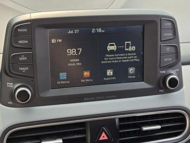 Used 2021 White Hyundai SEL image 26