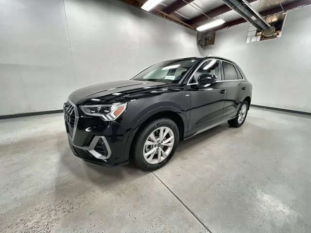 Certified Used 2024  Audi S line Premium image 4