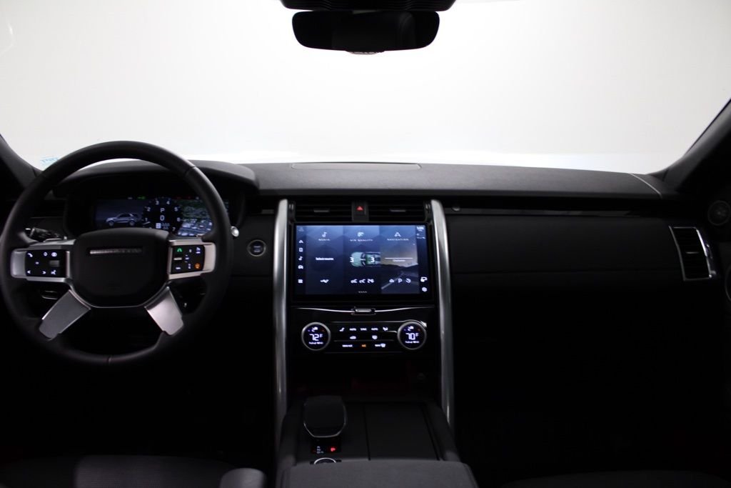 Used 2025 White Land Rover S image 29