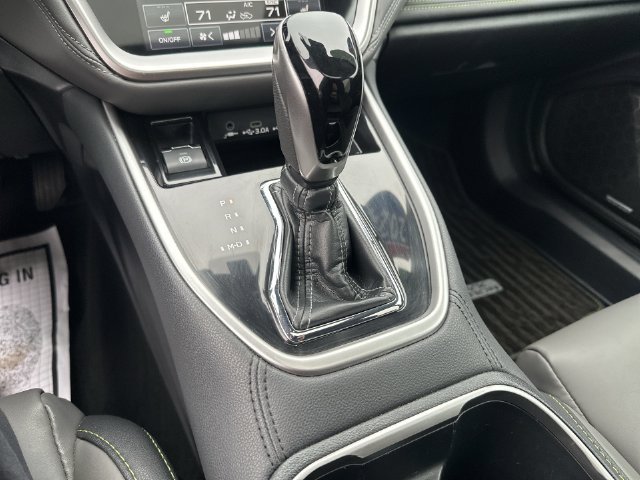 Used 2024 Silver Subaru Onyx Edition image 32