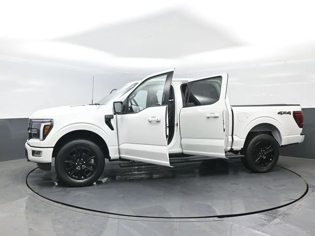 New 2026 Star White Metallic Tri-Coat Ford Platinum® image 30