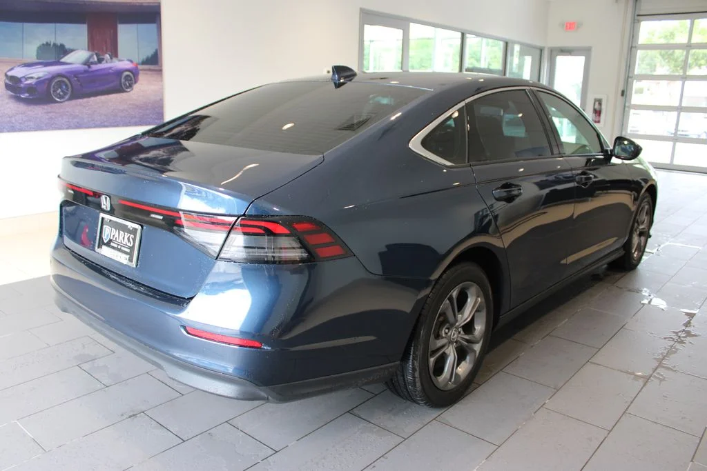 Used 2024 Canyon River Blue Metallic Honda EX image 20