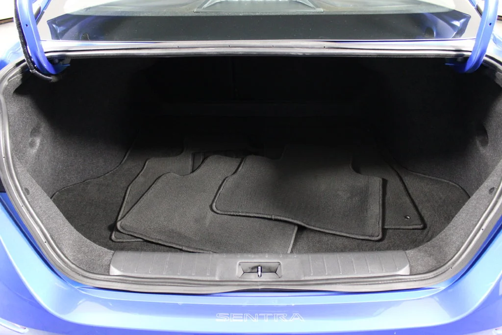 2024 Nissan Sentra SV - Photo 17