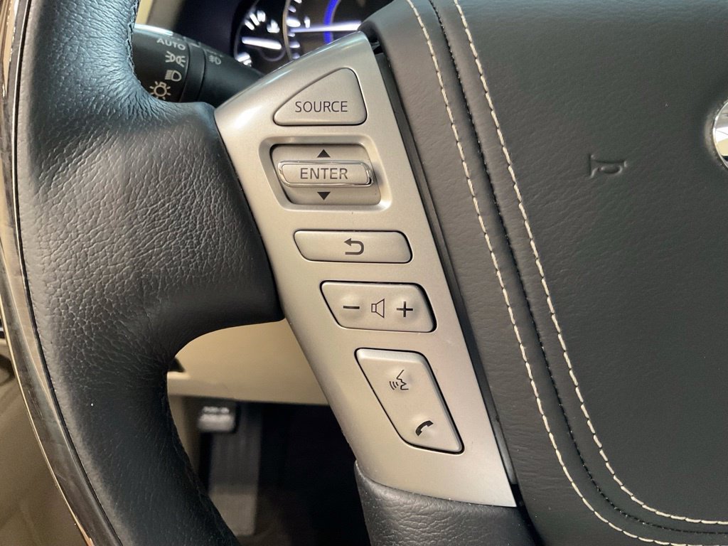 Used 2018 Blue INFINITI  image 13