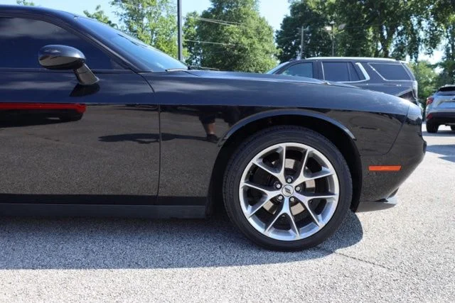 Used 2021 Black Dodge SXT image 13