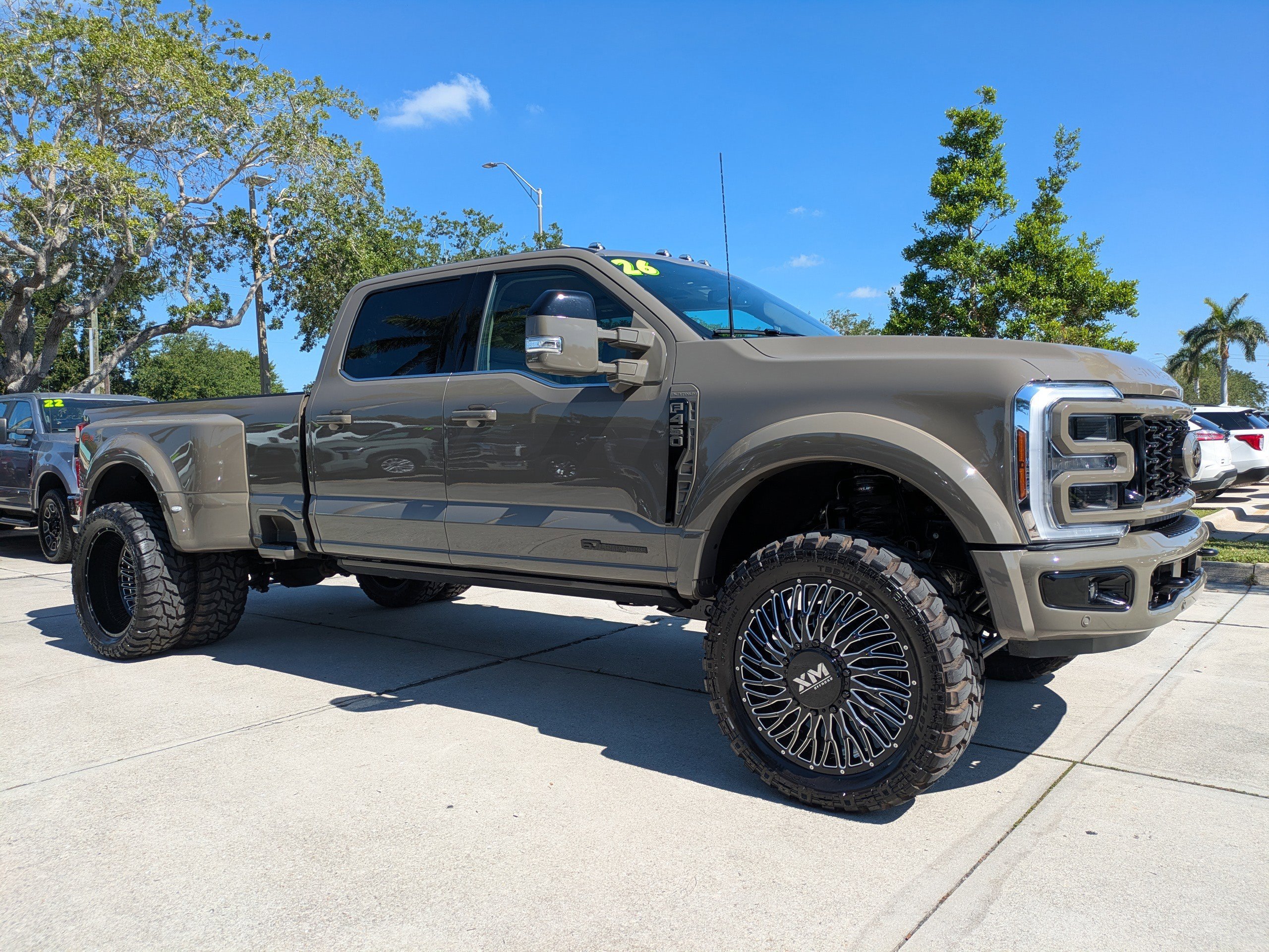 2026 Ford F-450 Platinum 4x4 Crew Cab 8' Box DRW's photo
