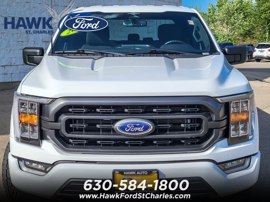 Used 2023 Oxford White Ford XLT image 4
