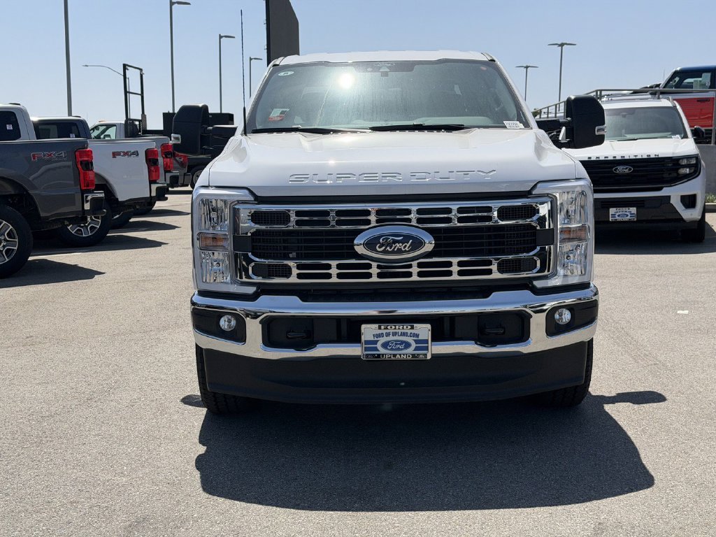 New 2026 Oxford White Ford F-250® XLT image 2
