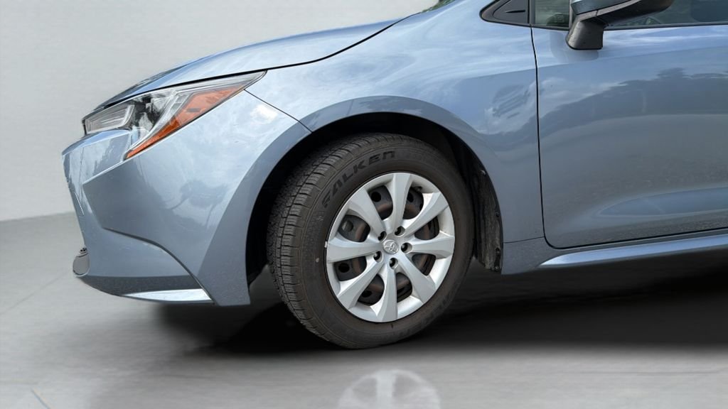 Used 2022 Gray Toyota LE image 28