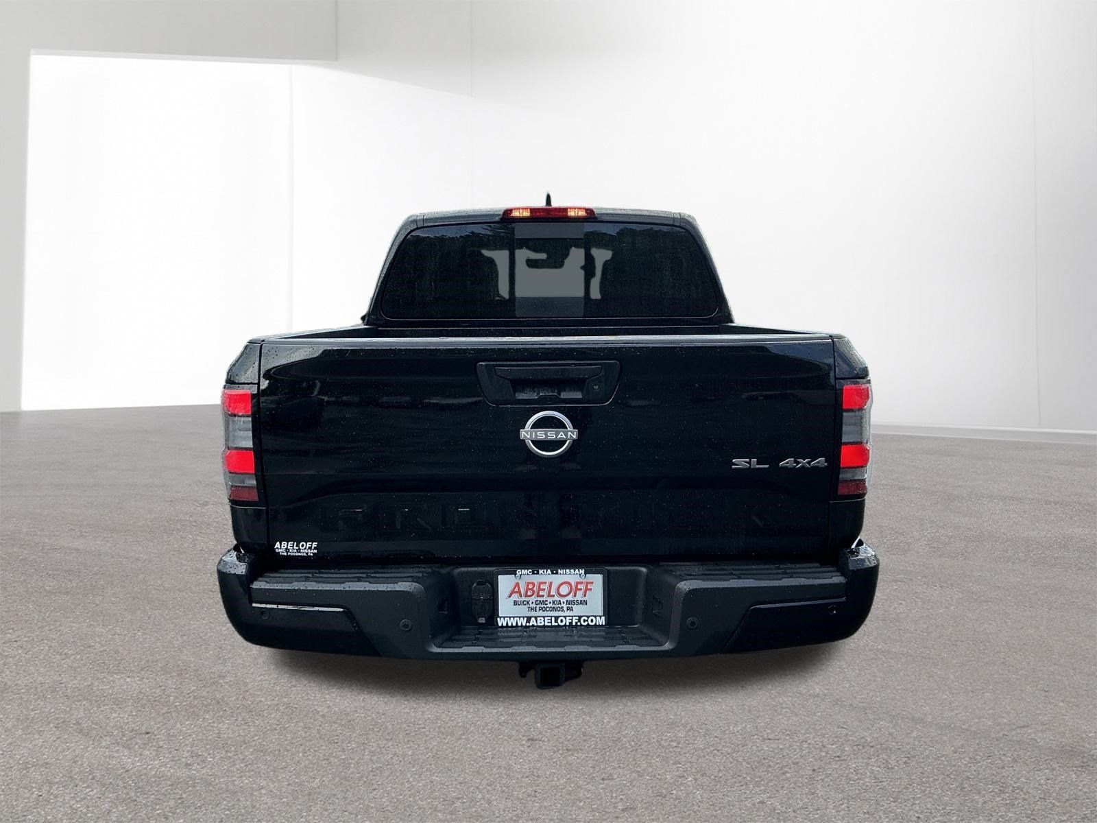 Used 2025 Super Black Nissan SL image 4