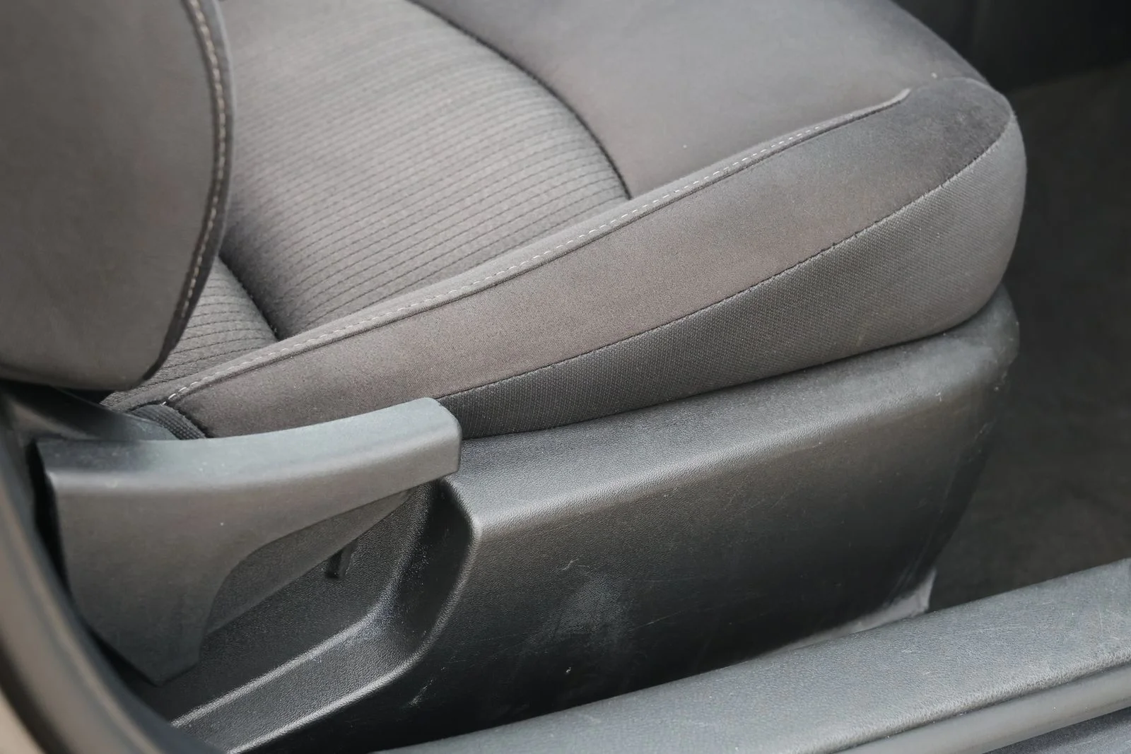 Used 2024 Gray Nissan 2.5 SV image 29