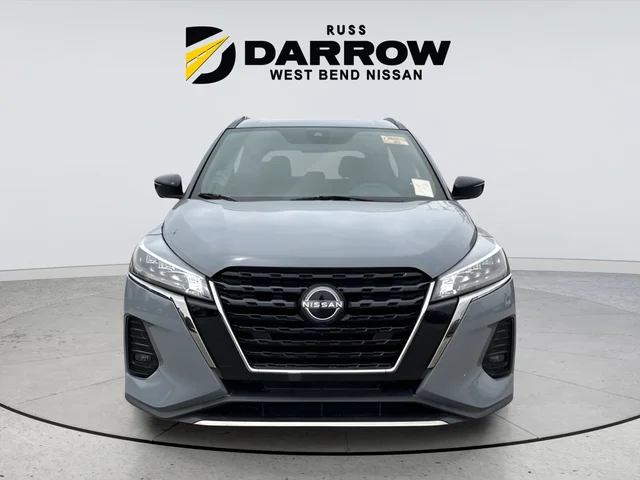 Used 2023 Gray Nissan SR image 8