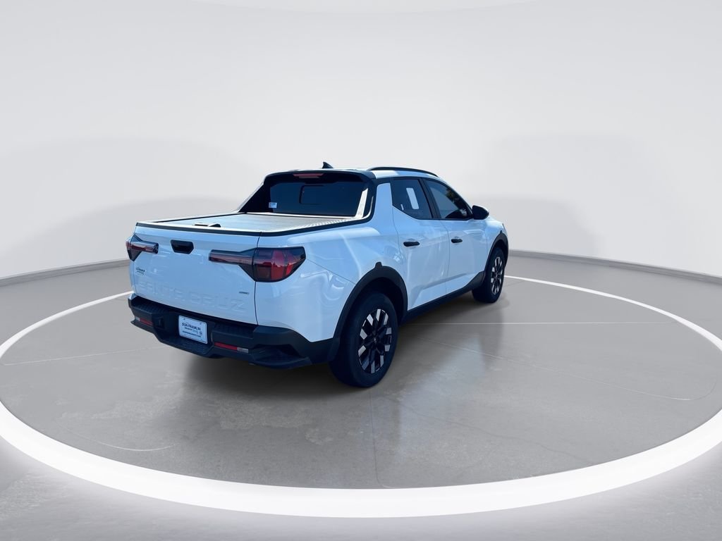 Used 2025 White Hyundai SEL image 8