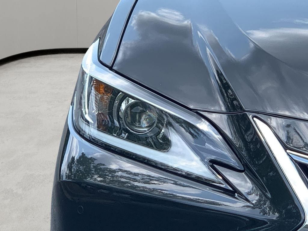 2021 Lexus ES 350 - Photo 43