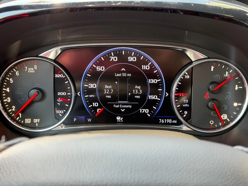Used 2022 White Chevrolet High Country image 19