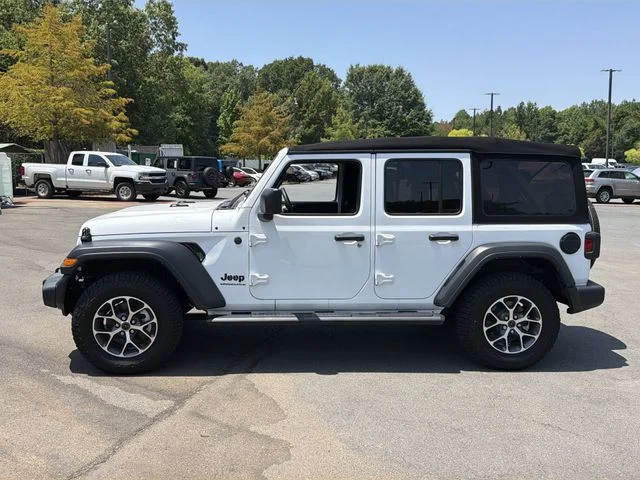 Used 2024 White Jeep Sport S image 10
