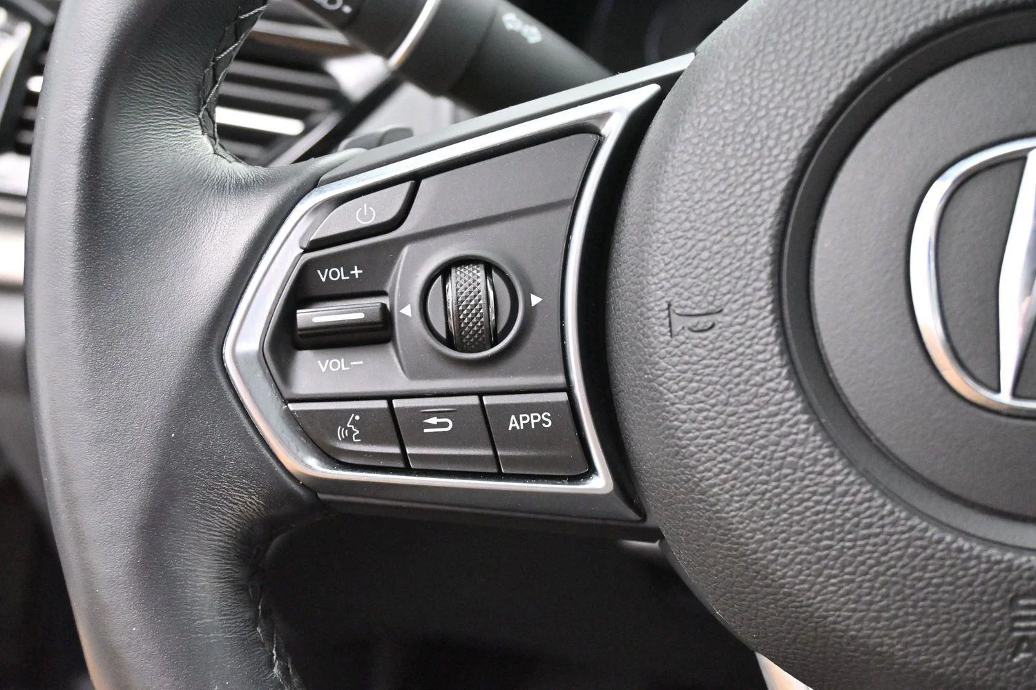 Used 2024 Majestic Black Pearl Acura SH-AWD w/Tech image 19