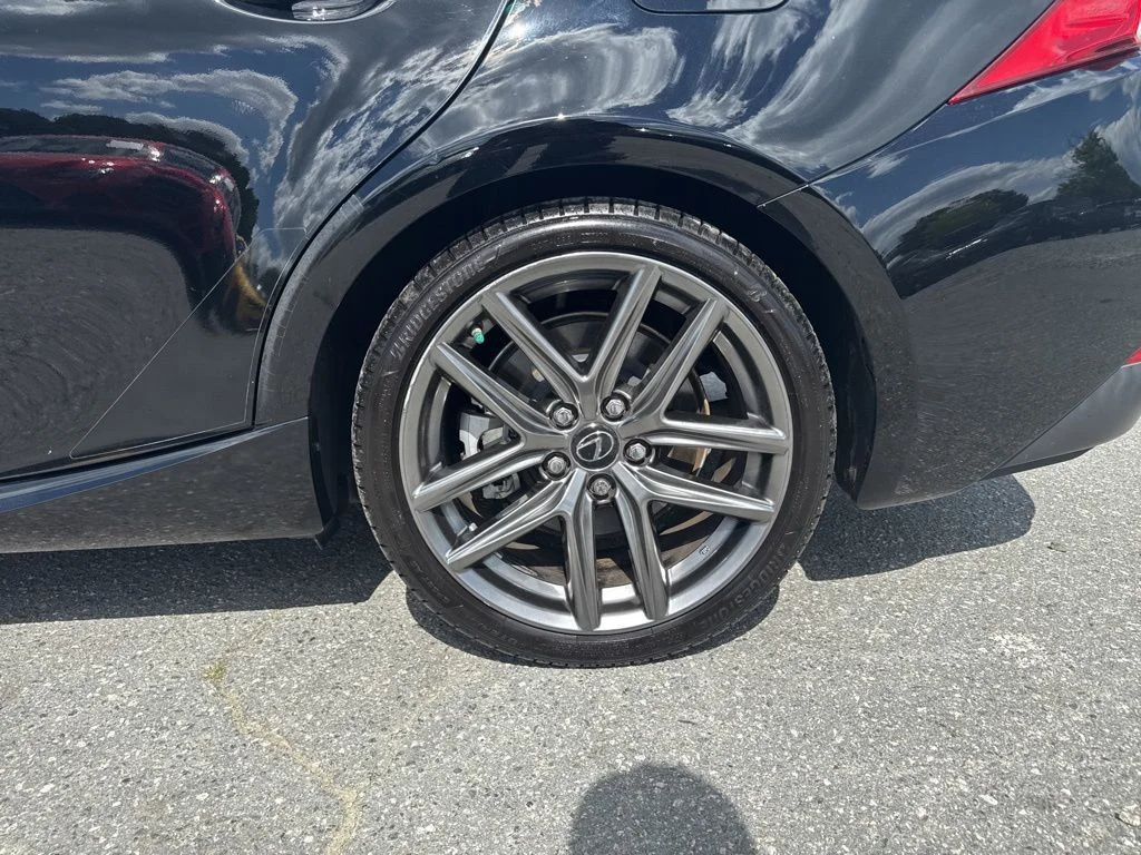 Used 2016 Black Lexus 200t image 31