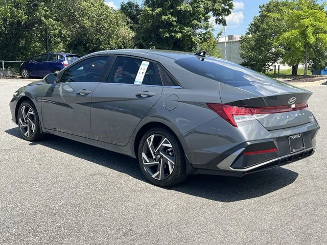 Used 2025 Gray Hyundai Limited image 11