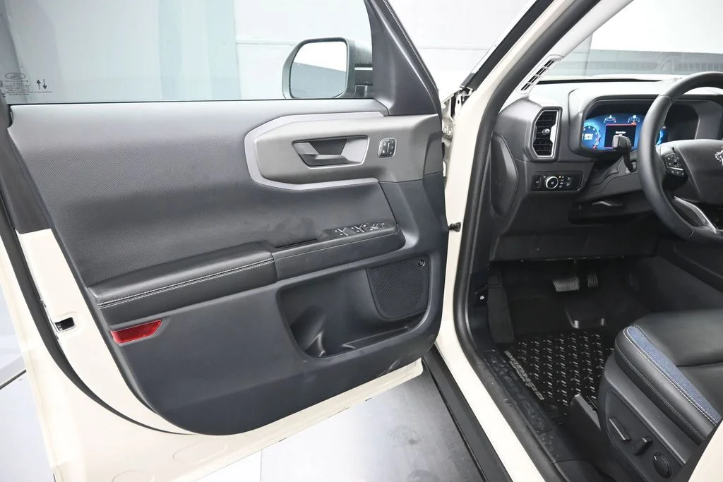 Certified Used 2025 Beige Ford Outer Banks image 14