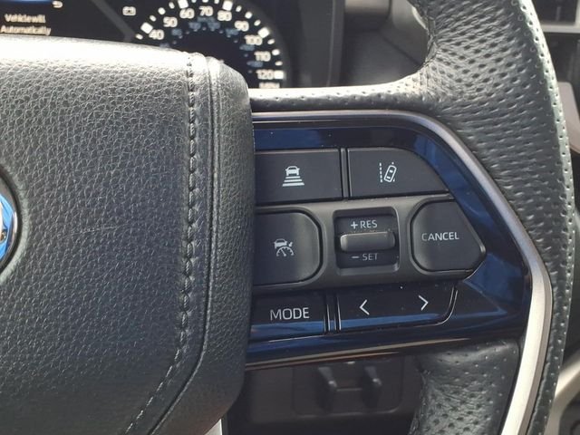 Used 2024 White Toyota SR5 image 22