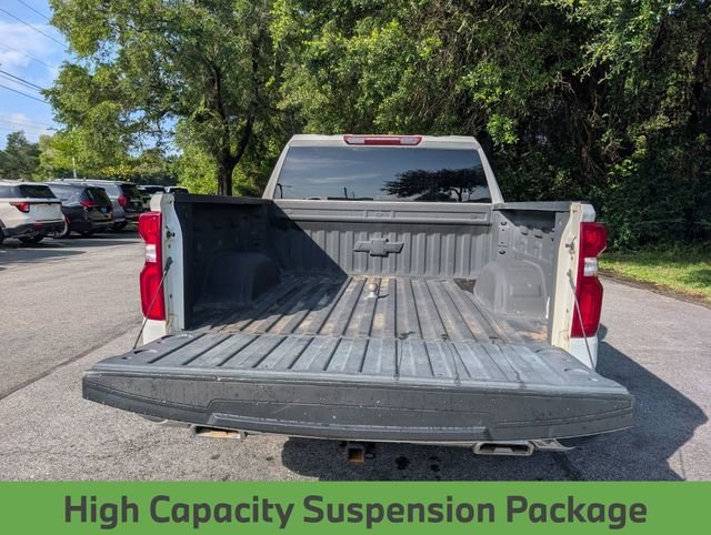 Used 2024 White Chevrolet LTZ image 32