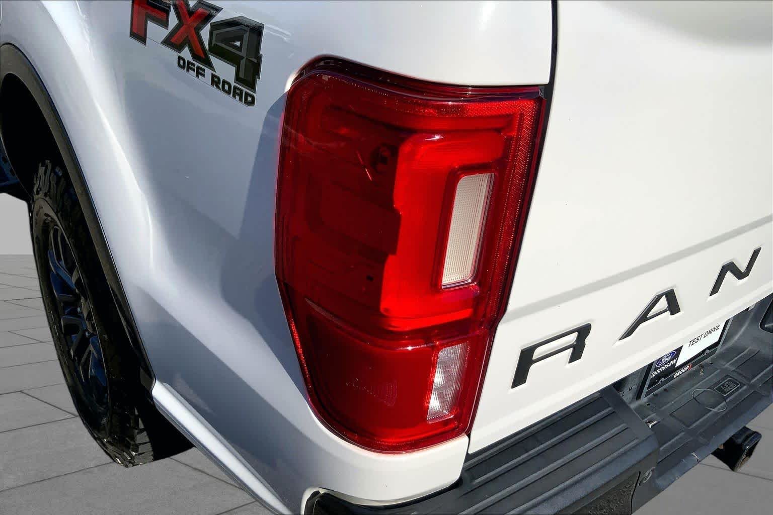 Used 2020 Oxford White Ford XLT image 27