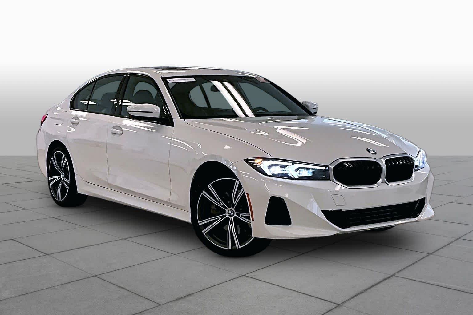 Used 2023 Alpine White BMW 330i image 2