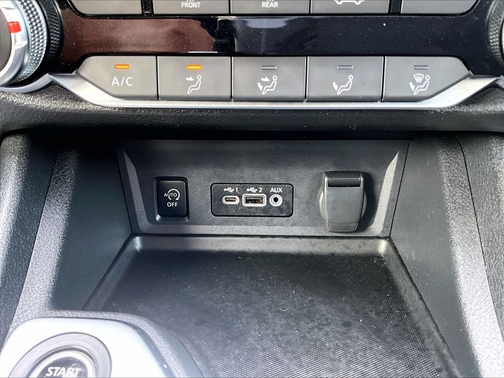 Certified Used 2024 White Nissan SV image 25