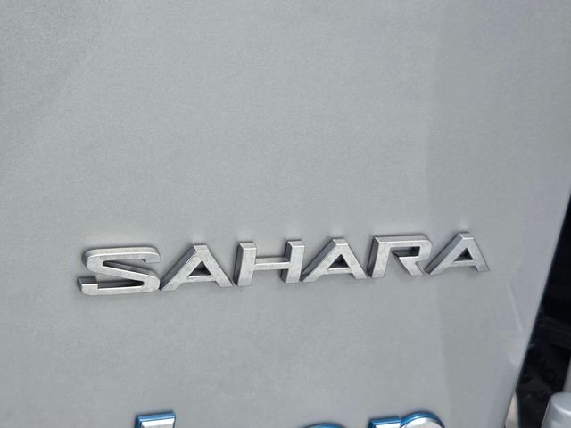 Used 2024 Silver Jeep Sahara 4xe image 36