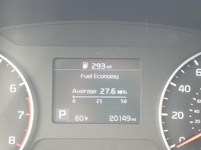 Used 2023 Black Kia S image 21