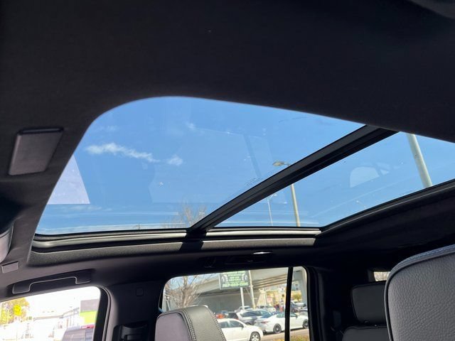 2026 GMC Yukon XL Denali - Photo 26