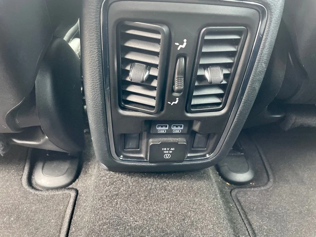 Used 2022 Black Jeep Limited image 11