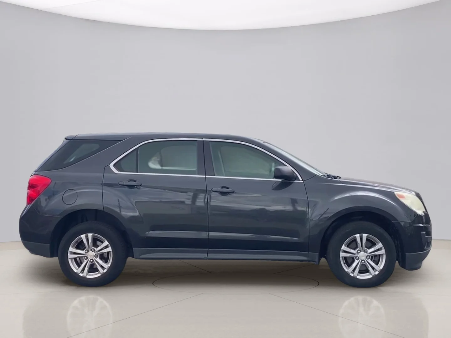 Used 2014 Gray Chevrolet LS image 6