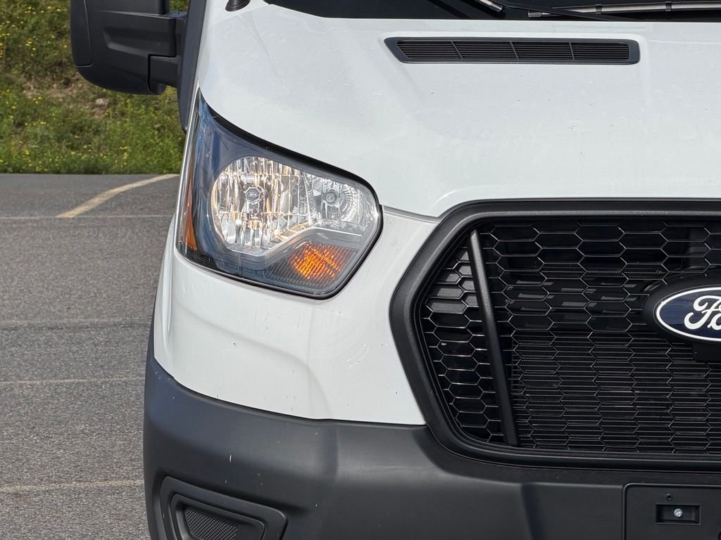 New 2026 White Ford Base image 2