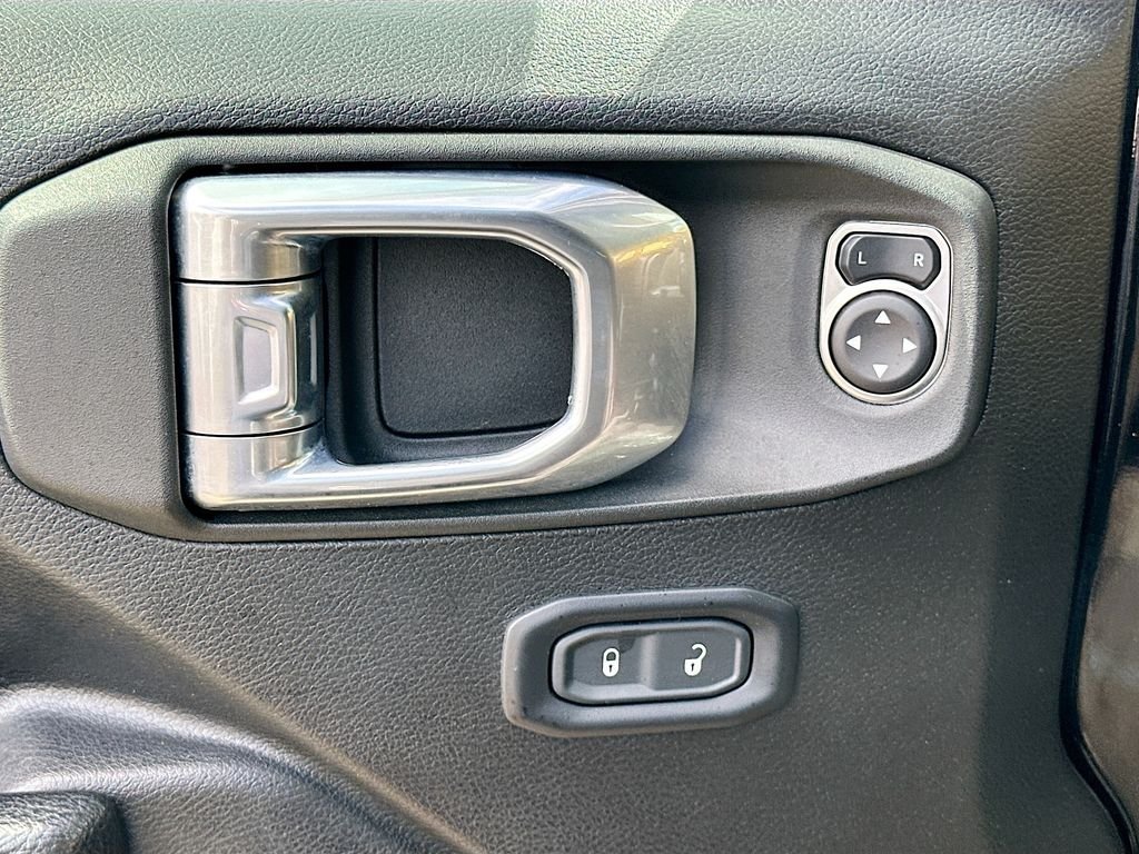 2022 Jeep Wrangler Unlimited Rubicon 4XE - Photo 18