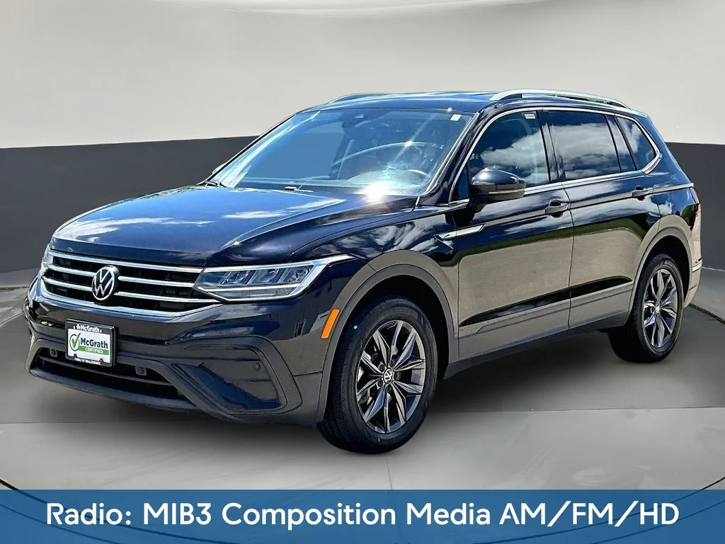 Used 2023 Black Volkswagen 2.0T SE image 3
