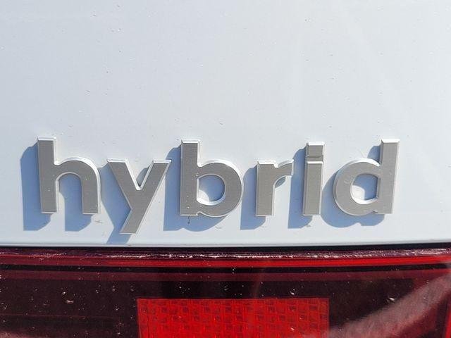 New 2026 White Hyundai SE image 24