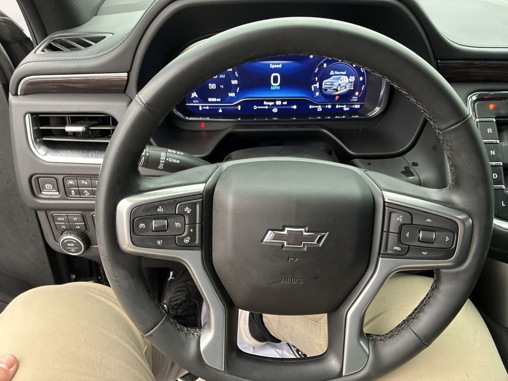 Used 2024 Black Chevrolet Z71 image 14