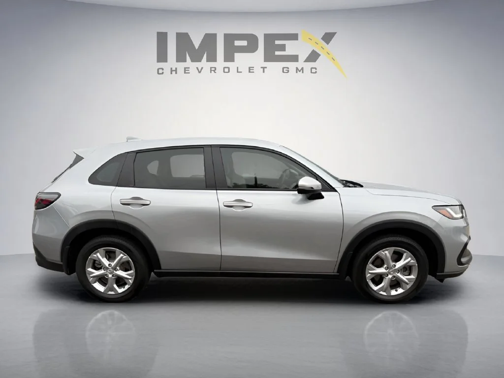 Used 2025 Silver Honda LX image 6