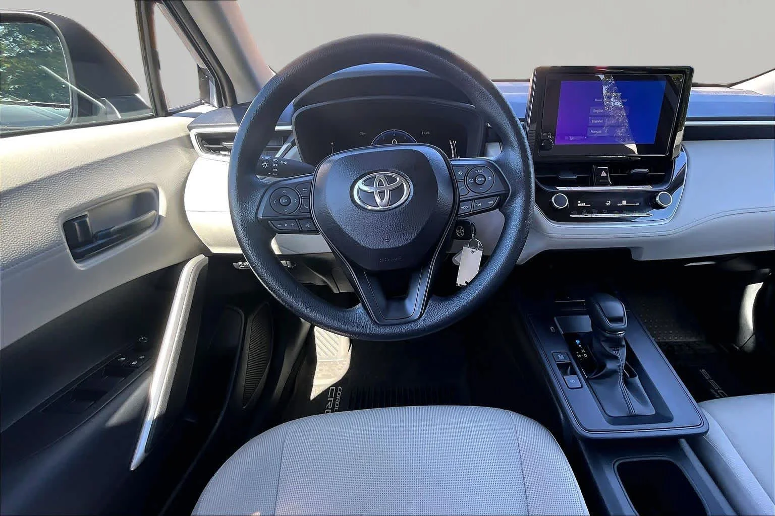 Used 2026 Celestite Toyota L image 6