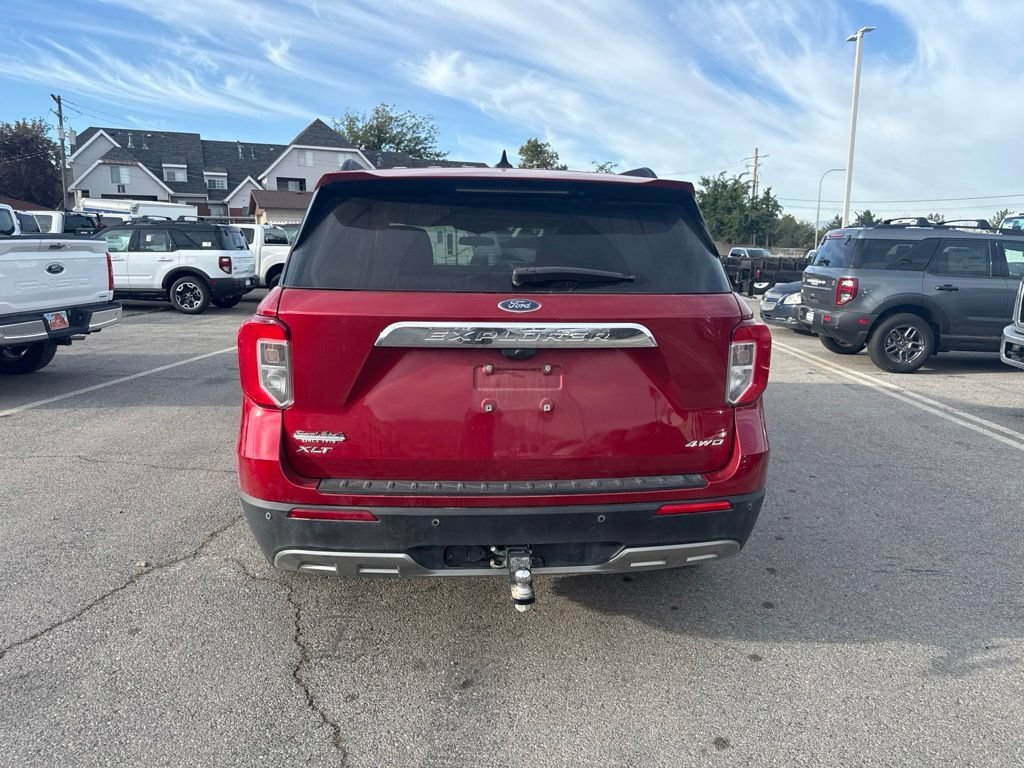 Used 2023 Red Metallic Ford XLT image 9