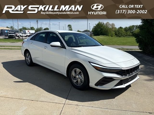 New 2026 White Hyundai SE image 1