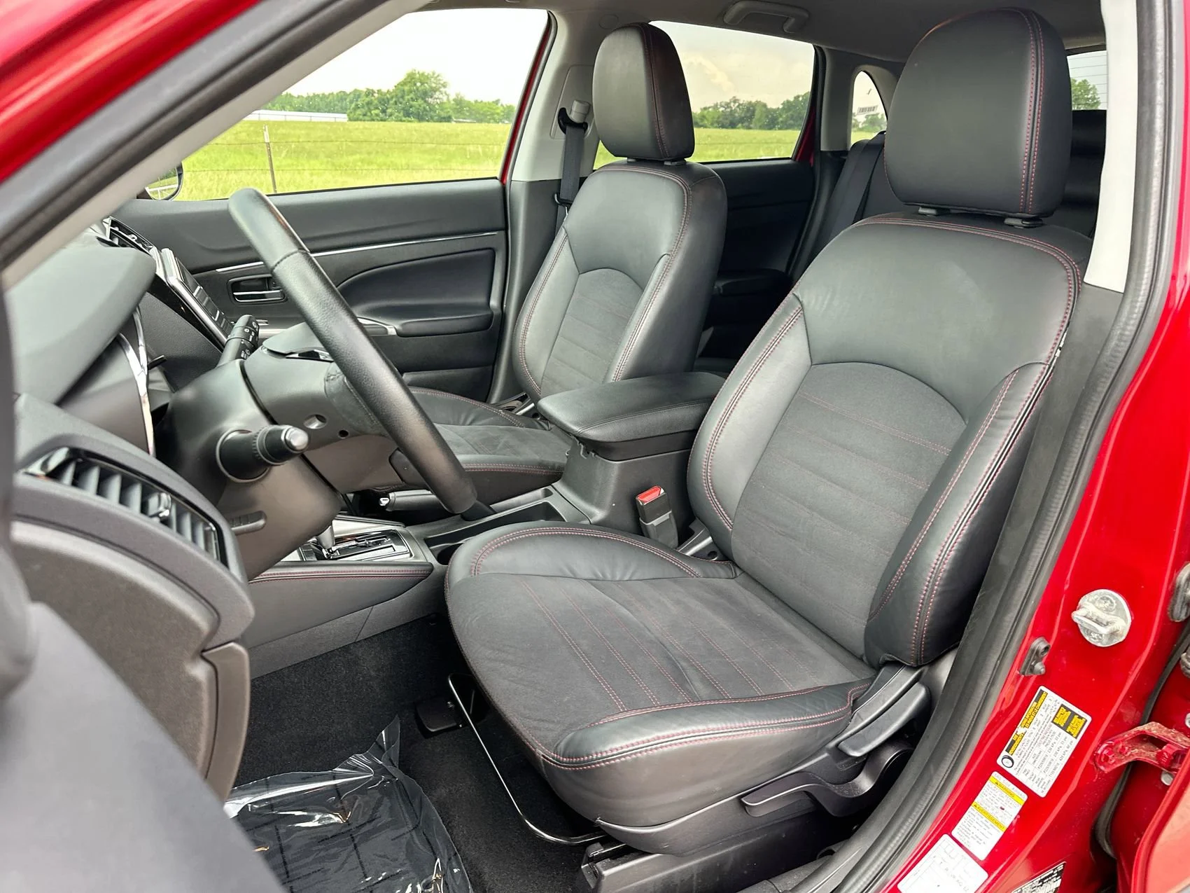 Used 2024 Red Mitsubishi 2.0 SE image 11
