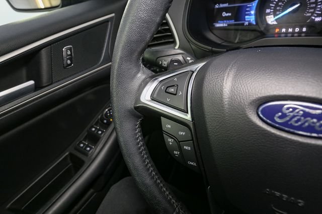 Used 2024 Black Ford SEL image 28