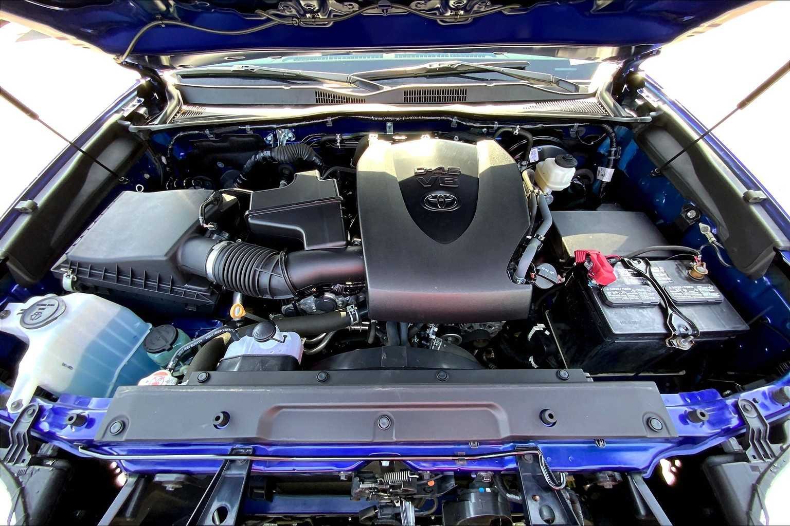 Used 2022 Blue Crush Metallic Toyota TRD Off Road image 28