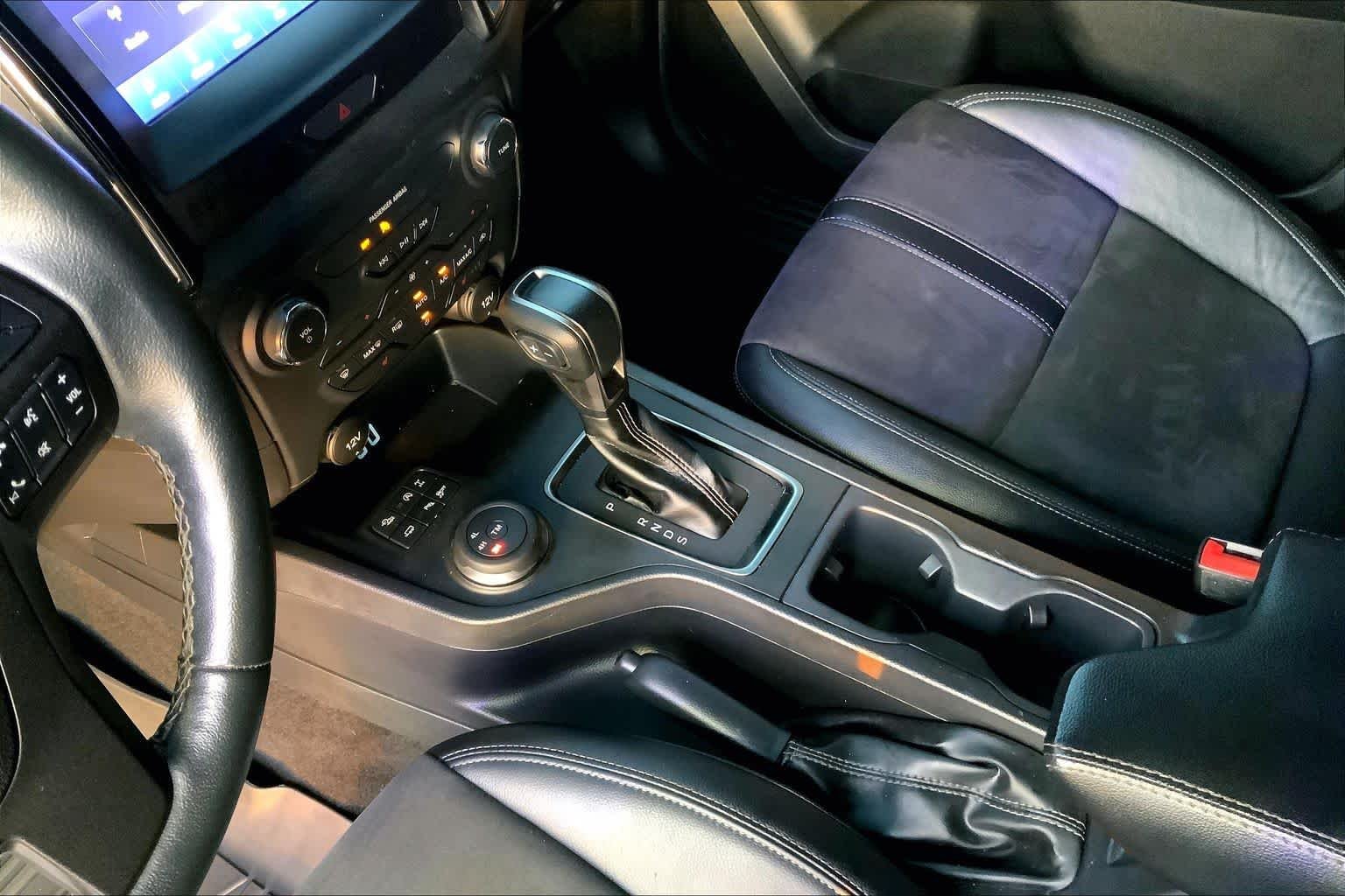 Used 2023 Carbonized Gray Metallic Ford LARIAT image 17