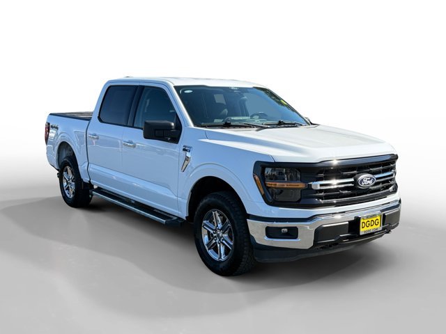 Used 2025 Oxford White Ford XLT image 7