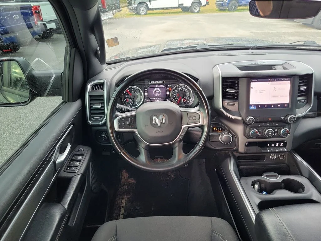 Used 2022 Diamond Black Ram Big Horn/Lone Star image 26