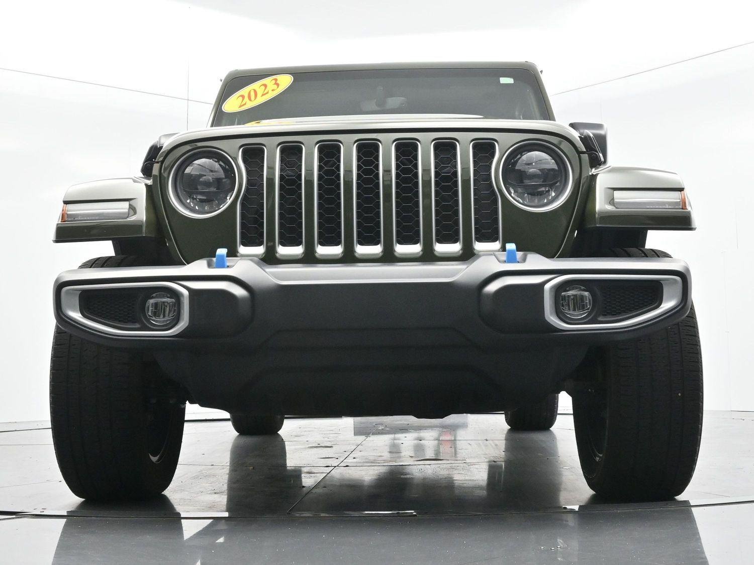 Used 2023 Sarge Green Clearcoat Jeep Sahara image 47